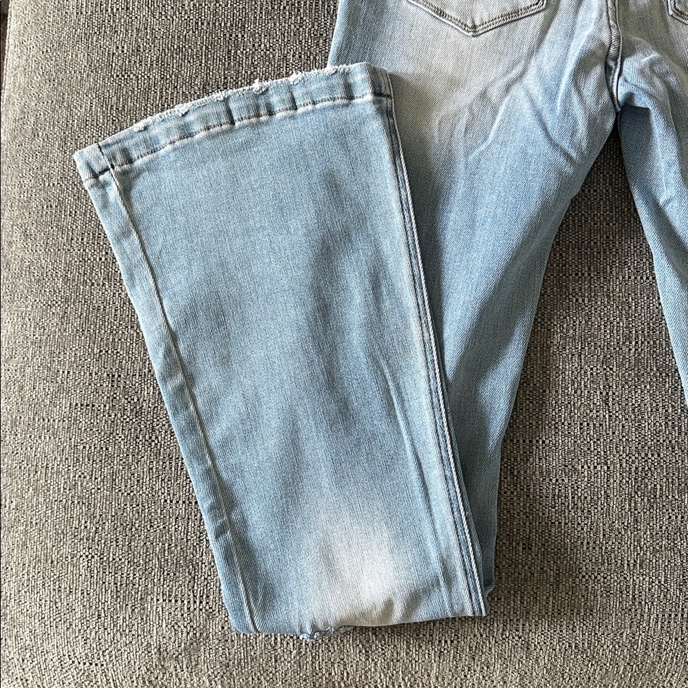 BNWT KanCan Light Blue Distressed Jeans - Picture 7 of 10
